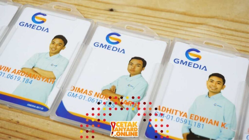 tempat kartu id card CONTOH tempat kartu id card CONTOH